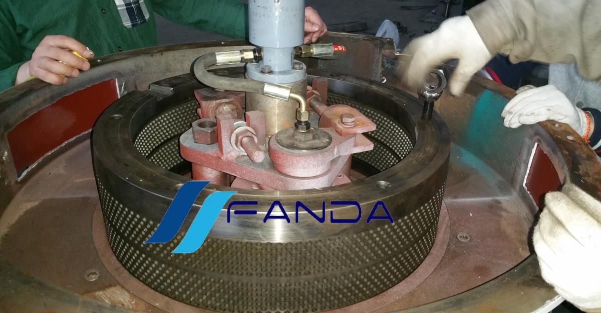 wood pellet maker.jpg wood pellet maker.jpg