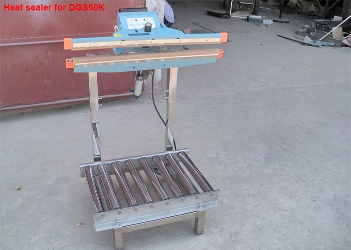 Granule packing machine