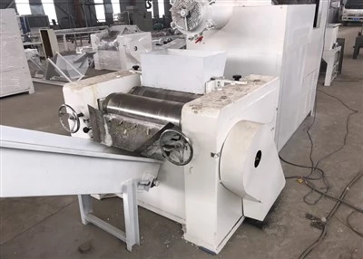 Machine à broyer le savon