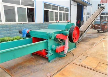 Machine à moulin à bois